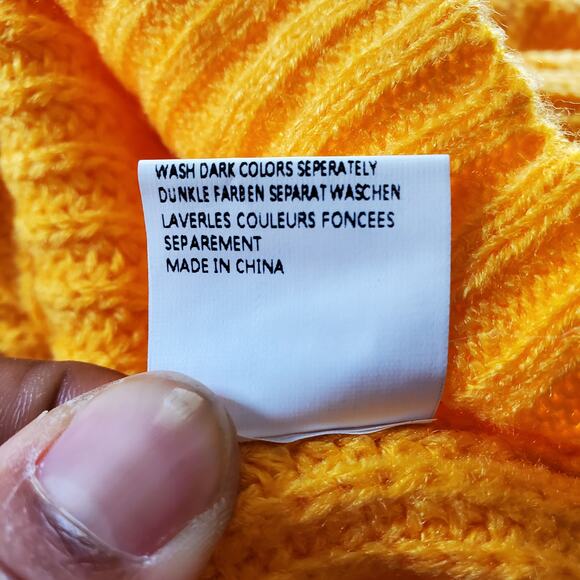 Zaful Women's Yellow Crop Turtleneck Knit Sweater Size S - Picture 8 of 10